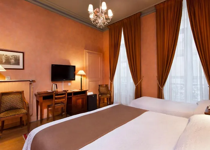 Hotel Du Palais Bourbon Paris